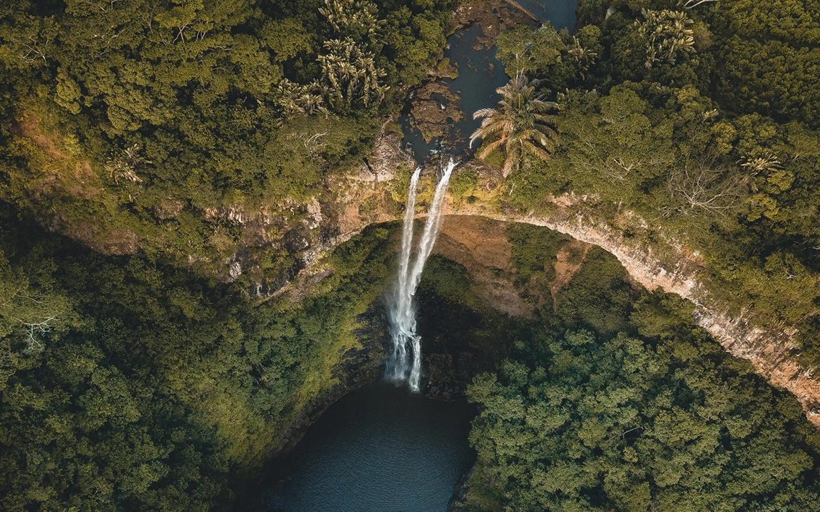 Alexandra Falls